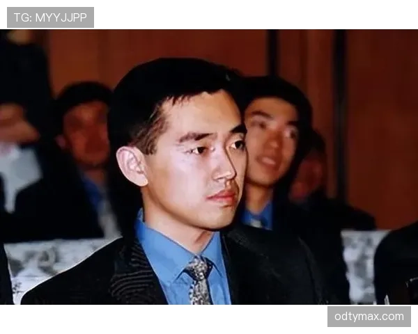 孔令辉这人也太会过日子了，赛场像钟表，私下消费像刷卡狂魔